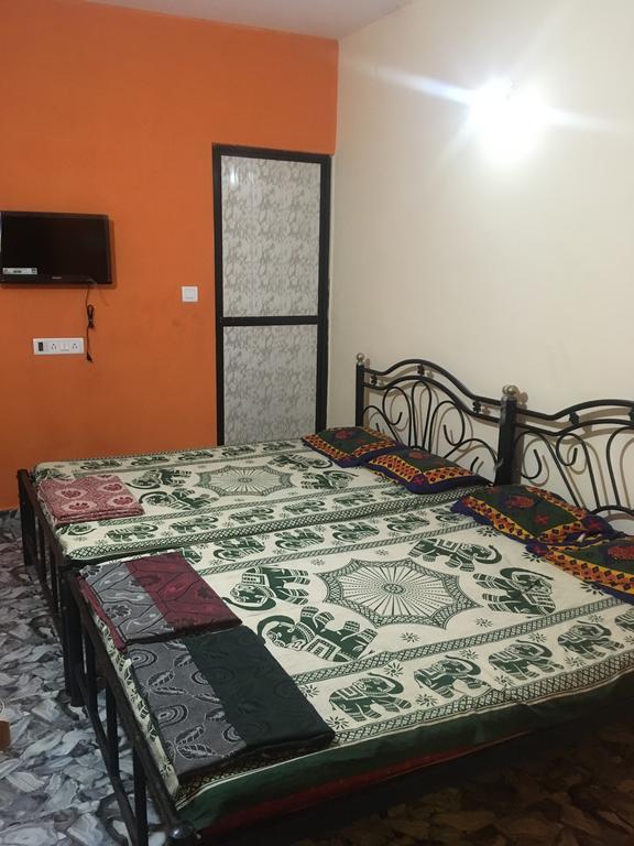 Fernandes Guest House Calangute Exterior photo