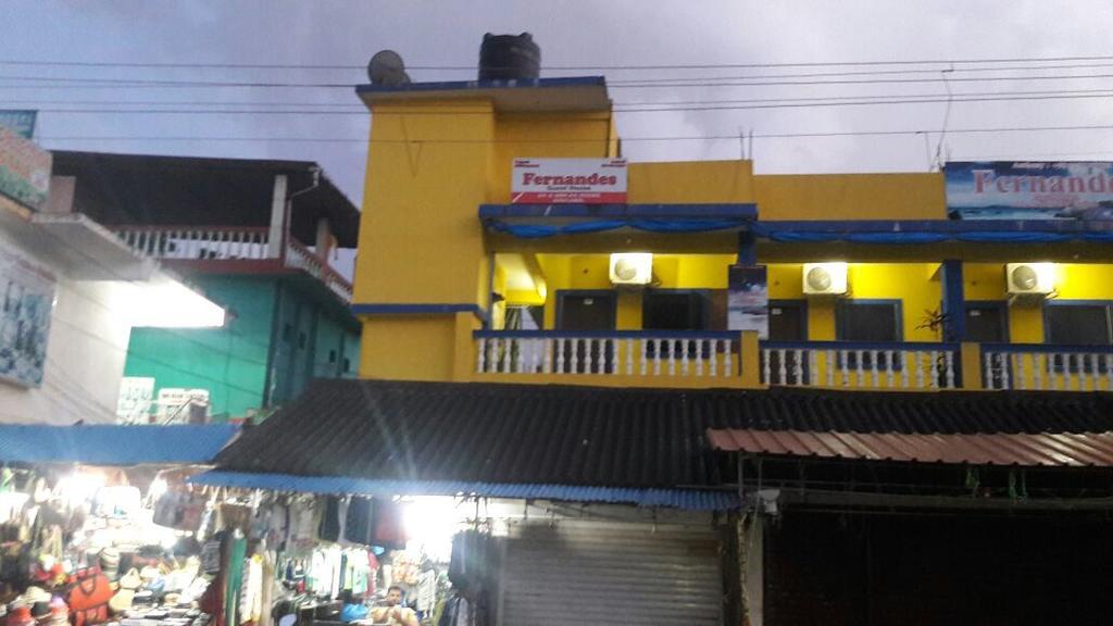 Fernandes Guest House Calangute Exterior photo